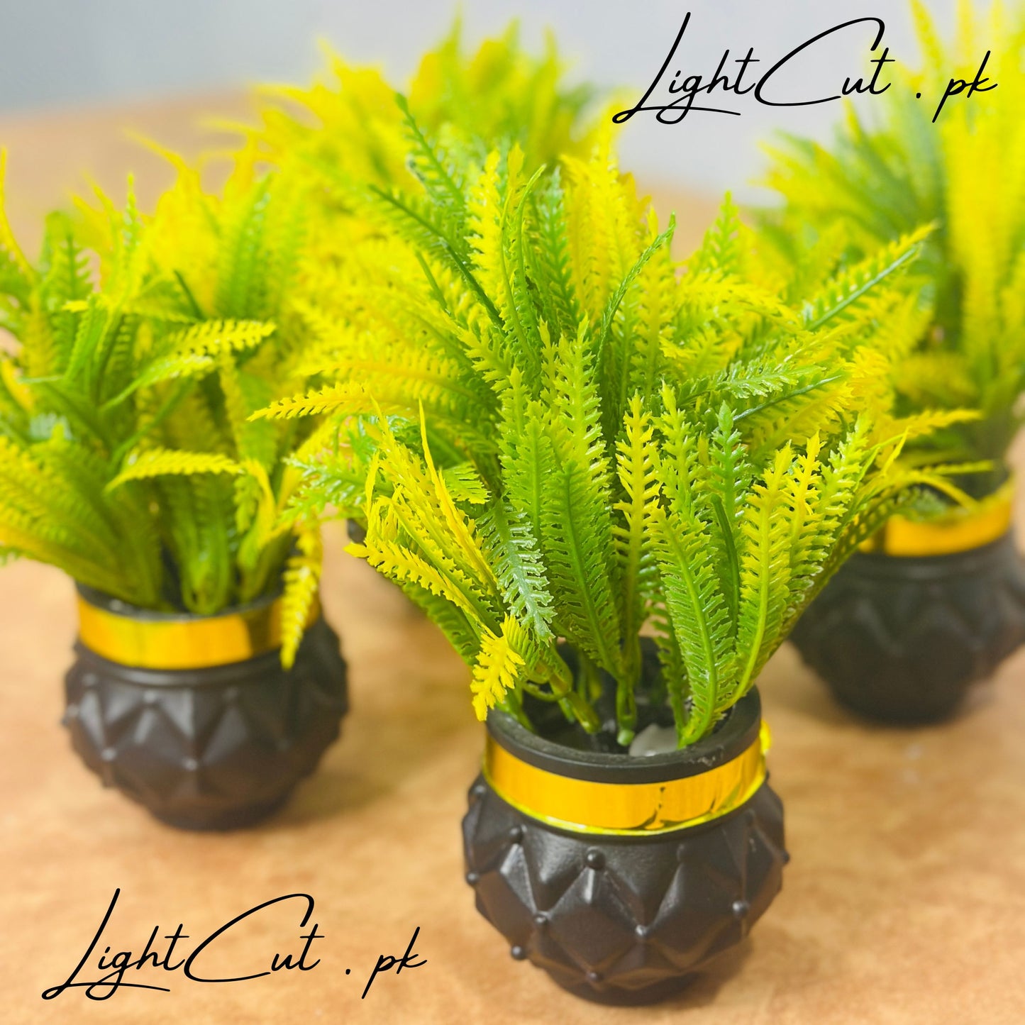 Mini Planter - Artificial Decoration Piece with pot Best for home & Office
